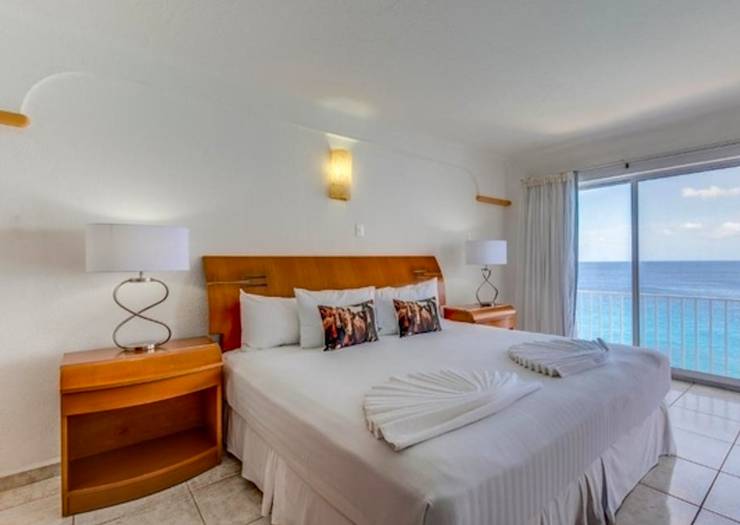 Deluxe oceanfront king Coral Princess Hotel & Dive Resort  Cozumel