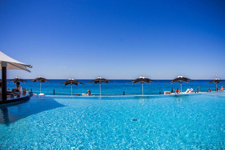 Swimming pool Coral Princess Hotel & Dive Resort Hotel Cozumel